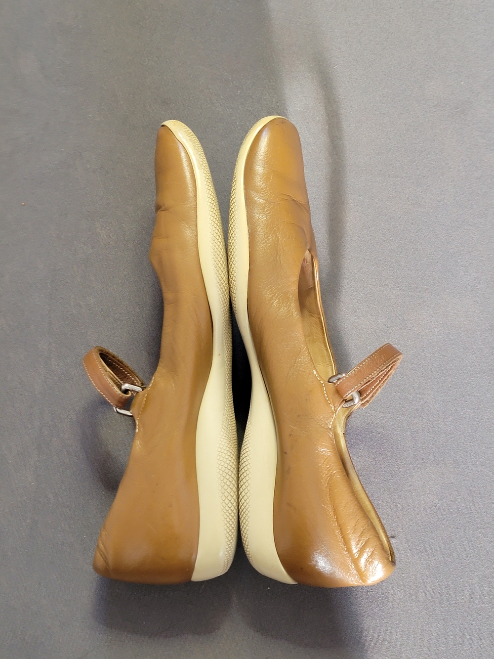 Prada Tan Leather Mary Jane Flats with Velcro Straps 39.5UK 9.5 US - Picture 5 of 10